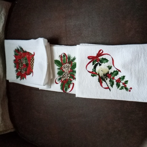 Set Of 3 Christmas Cotton Tea Towels - Picture 2 of 4